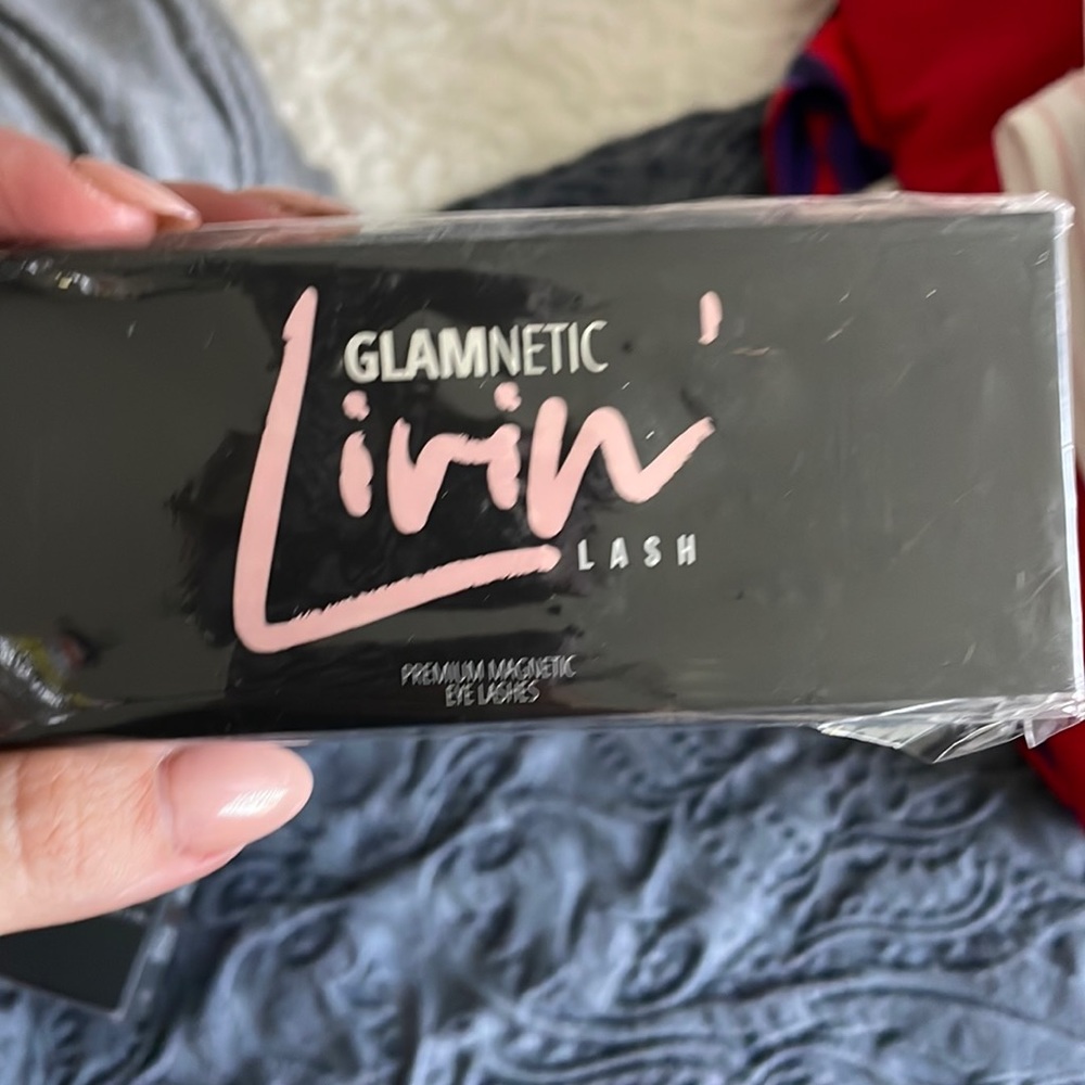 Glamnetic lashes